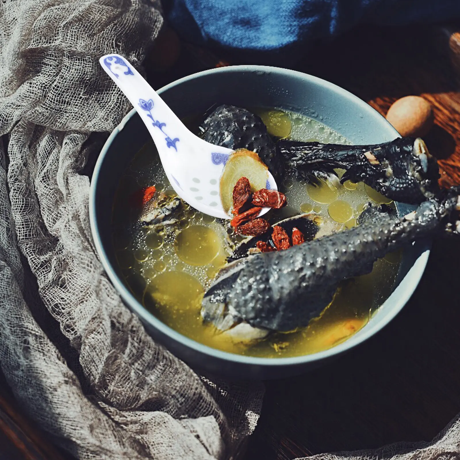 Cuchara de sopa de porcelana azul y blanca, cuchara de cerámica resistente al calor, multifuncional, para postre, Ramen, Wonton, Tong Sui, cuchara para polvo de arroz, 5 uds.