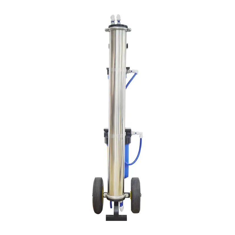 Portable reverse osmosis water filtration system - for household cleaning and window cleaning