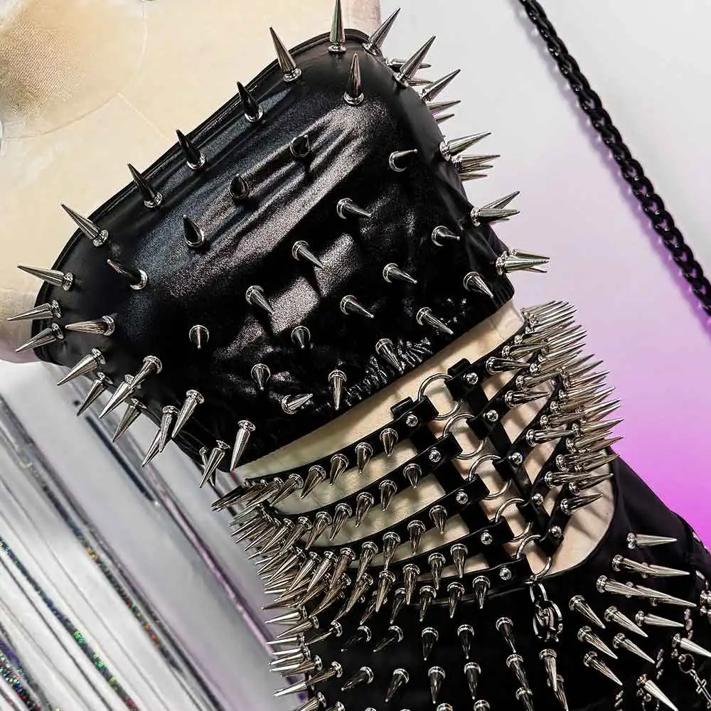 

Эмо-готические топы Y2K, юбки, пояса в стиле панк-рок, готика, модные пояса для электронных девочек, модная одежда с шипами и заклепками, гранж-клубная одежда, Harajuku