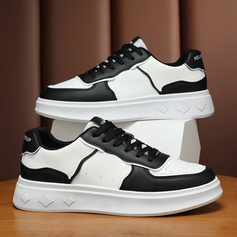 

Men's Casual Shoes Spring Autumn Style Breathable Fashionable Flat Laced Rubber Sole round Toe Color Versatile Sneakers