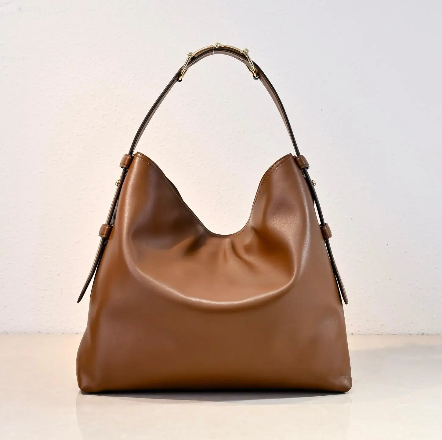 2025 Premium Imported Leather Tote Bag - Versatile Commuter Shoulder Bag, Casual & Chic Crossbody