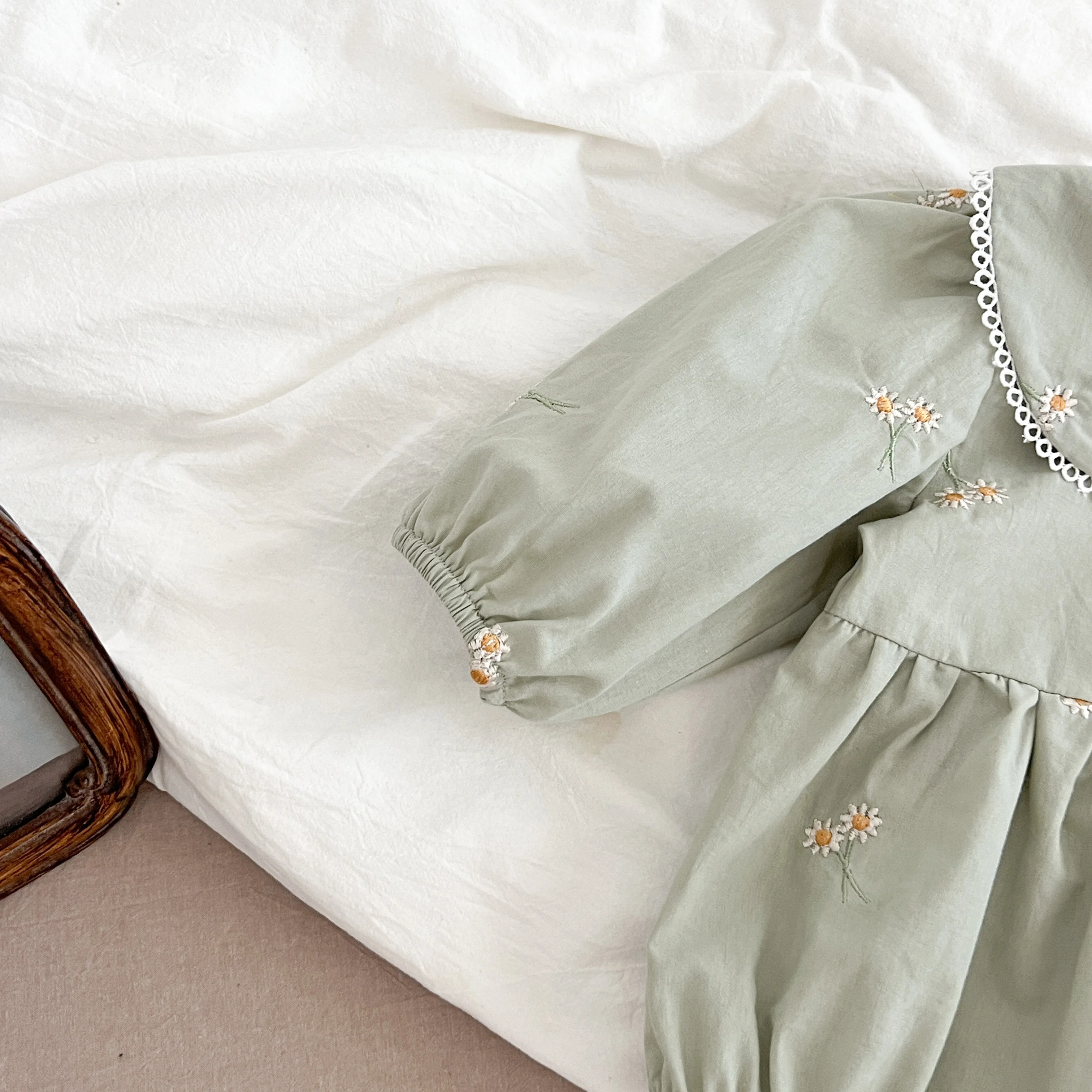 Neue Weihnachten Kleinkind Baby Mädchen Strampler Lange Ärmel Grid Strampler Herbst Neugeborenen 0-24M Spleißen Infant Baby mädchen Rot Overall – Detail 32