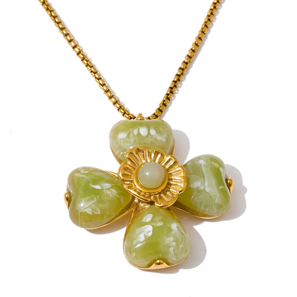 Women's Acrylic Flower Pendant Necklace & Ring Set