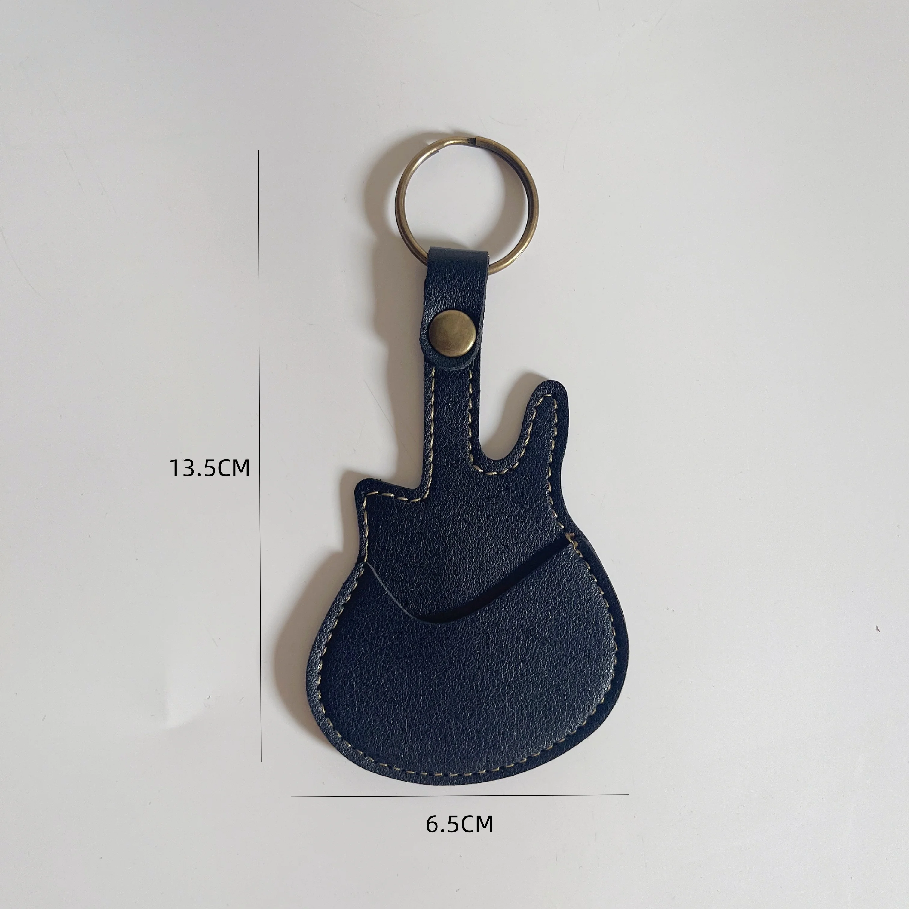 Leather Guitar Pick Bag Guitar Pick Holder Case Guitar Shape with Key Ring String Instrument Accessories