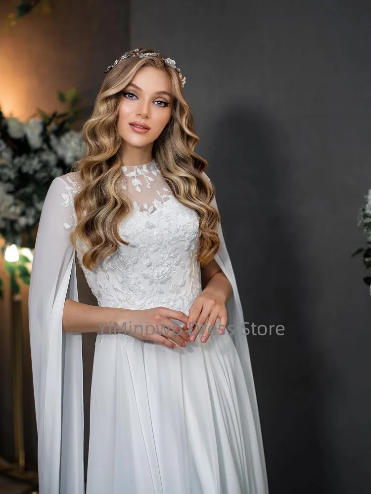 Eleganckie suknie ślubne z długimi, zwiewnymi rękawami, z wysokim dekoltem, zdobione aplikacjami i cekinami, szyte na miarę suknie ślubne z szyfonu, suknia ślubna robe de mariée