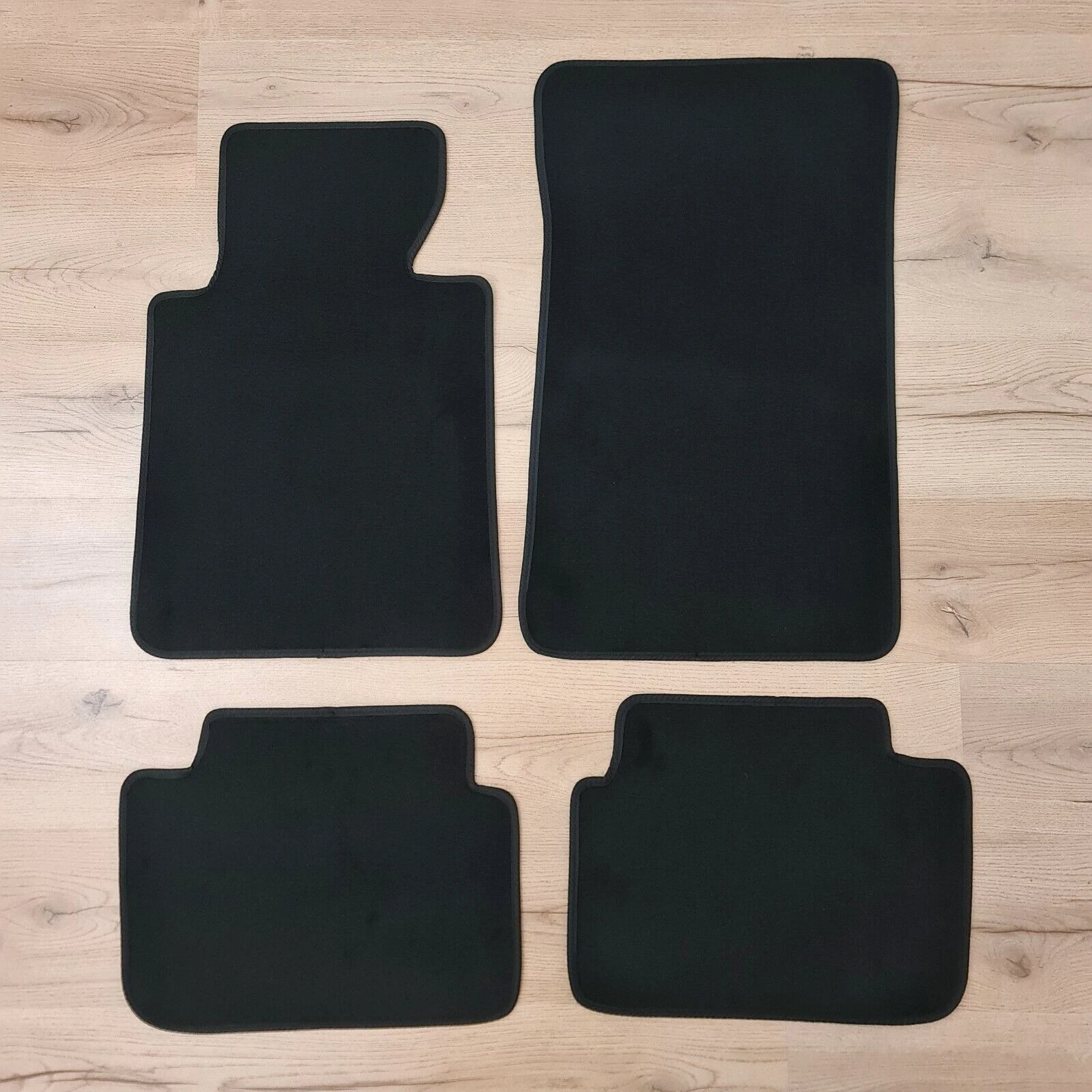 

Car Floor Mats for BMW 3 series 1998-2004 Carpet Phantom Auto Carpets Foot Coche Accessories Anti-slip Protection Black