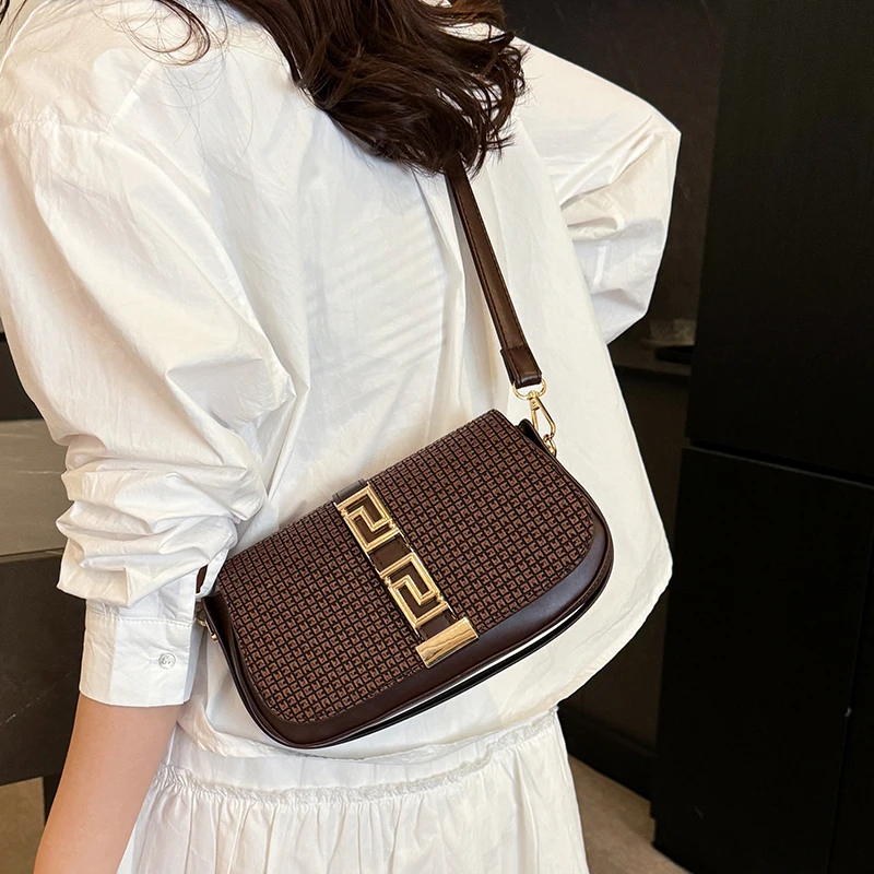 หรูหราหนังCrossbodyกระเป๋าสําหรับสุภาพสตรีกระเป๋าถือElegant Classicและยอดนิยมออกแบบผู้หญิงอุปกรณ์เสริมแฟชั่น