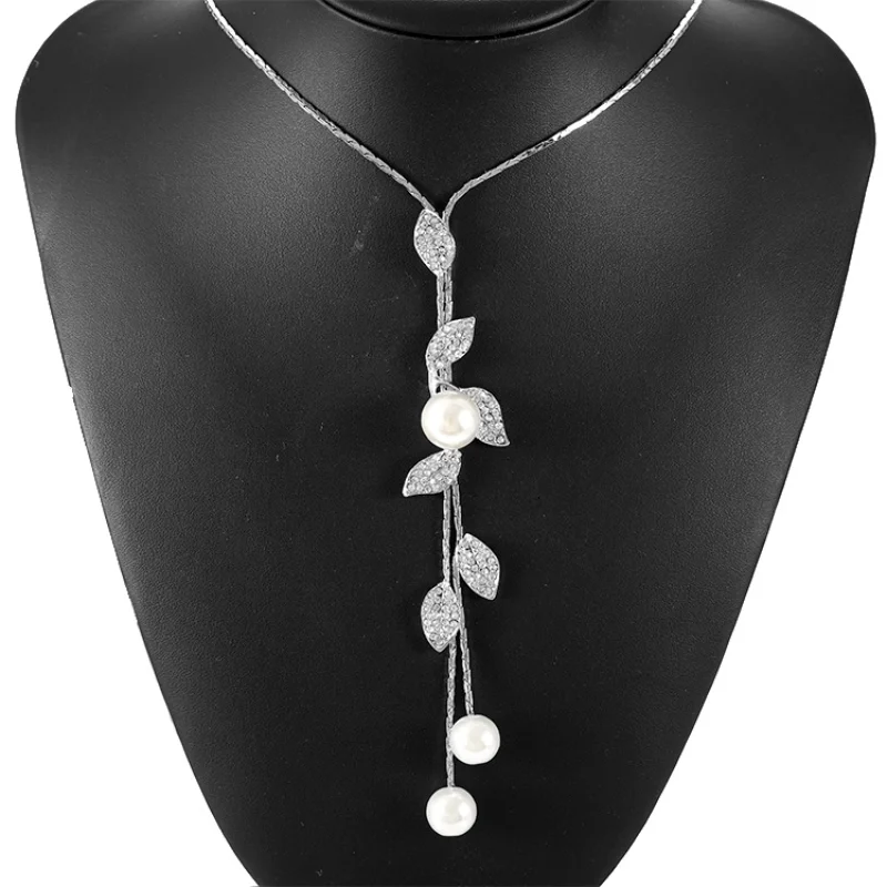 Luxury Fashion Leaf Shaped Rhinestones Pearl Pendant Dangle Long Necklace Adjustable Elegant Tassel Sweater Chain Girl Jewelry