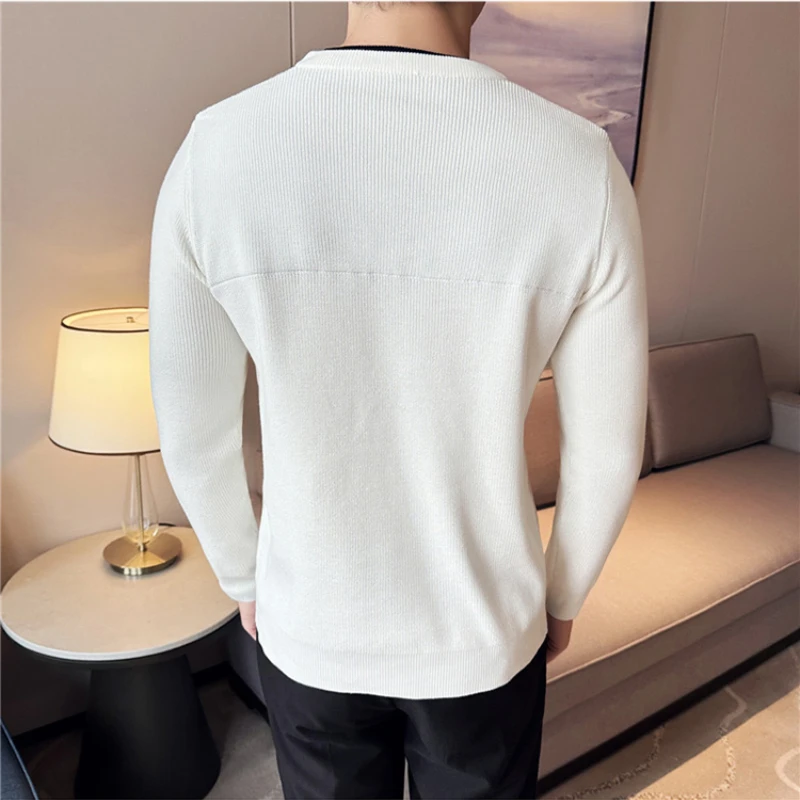 High-quality Men's Color-blocked Pullover Sweater with O-neck, Slim-fit, Keeping Warm Underlayer.Zipper Embellished Knit Sweater