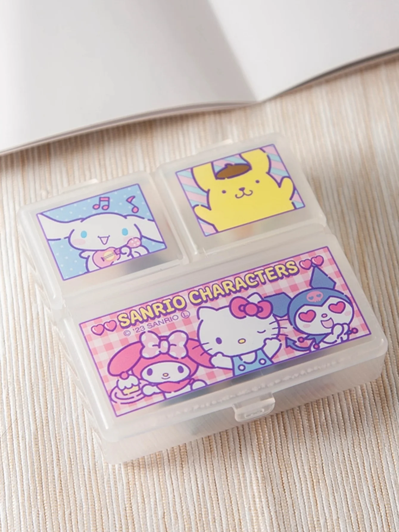 1 st. Hello Cute Kitty Pillbox Melody Plastic Opbergdoosje Dames Mini Draagbare Pillenorganizer Medicijn Stofdichte Hoesje
