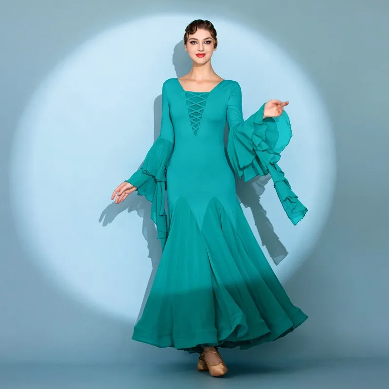 ที่กําหนดเองใหม่โมเดิร์นเต้นรําชุด 1866 มาตรฐานแห่งชาติชุดเต้นรําฝึกเสื้อผ้าชีฟองลาก Queen ชุด