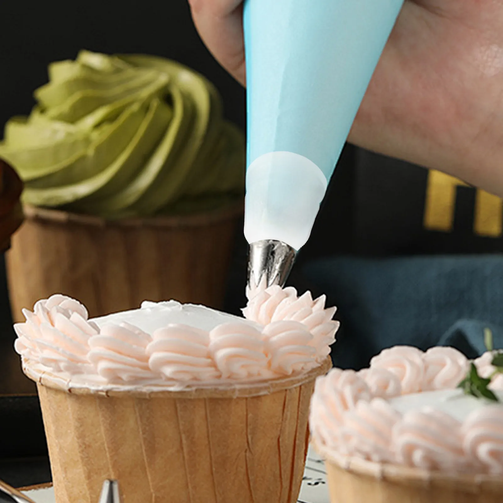 

20Pcs Chic Silicone Piping Tip Couplers Cake Nozzle Converters Easy Use Baking Supplies for Pastry Dessert Cupcake Decorating