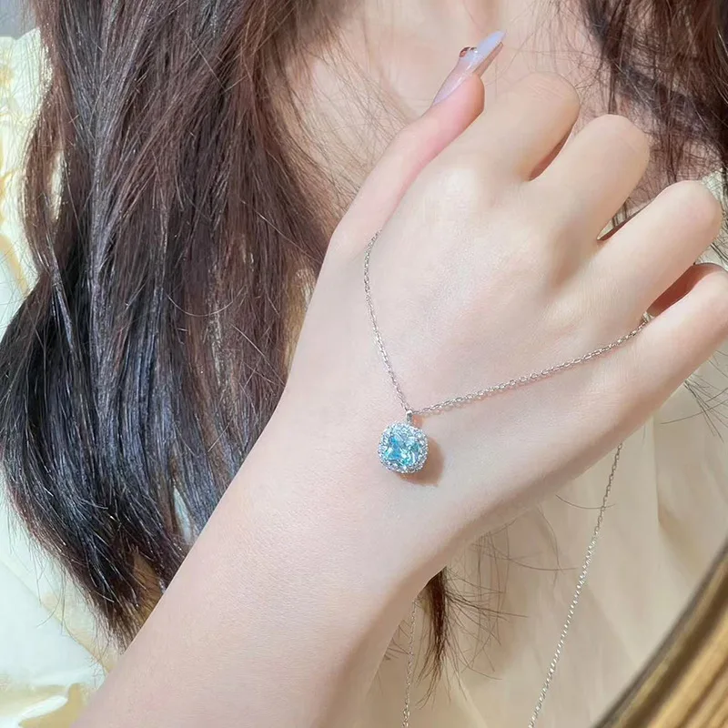 2025 Sea Blue Small Square Candy Necklace Women Luxury Small Niche High-grade Sparkling Zircon Pendant Sweet Temperament Fashion