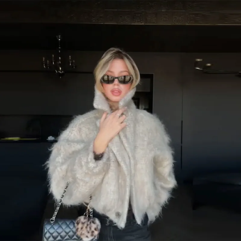 

Winter Furry Coat for Women Warm Stand Collar Long Sleeve Short Jacket Luxury Light Gray Outwears 2025 New Lady Fashion Coats