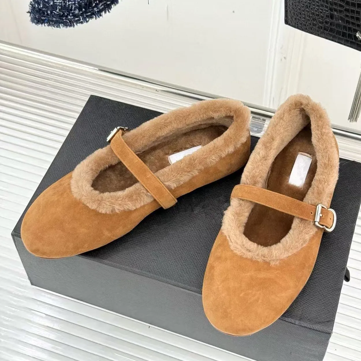 Zapatos peludos, ropa exterior para mujer, nuevas botas de nieve de invierno 2021, zapatos de noche, zapatos de felpa, zapatos de algodón, Mary Jane