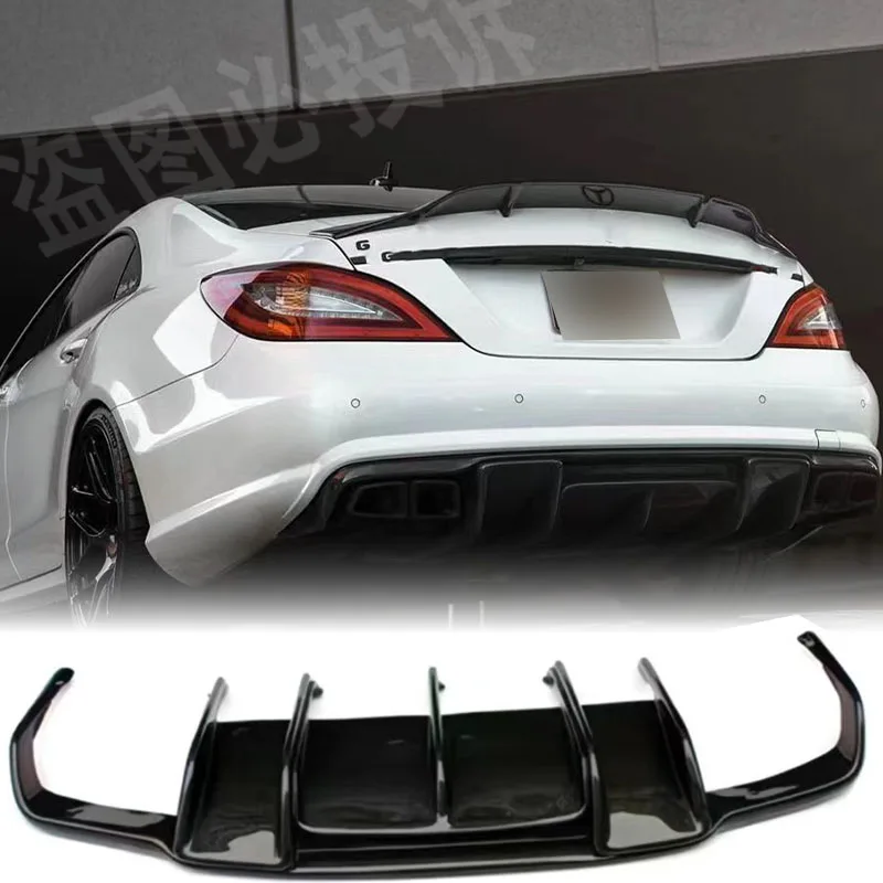 

high-quality carbon fiber rear bumper chassis diffuser spoiler lip body kit (C63 only) For Mercedes Benz CLS AMG W218 C63