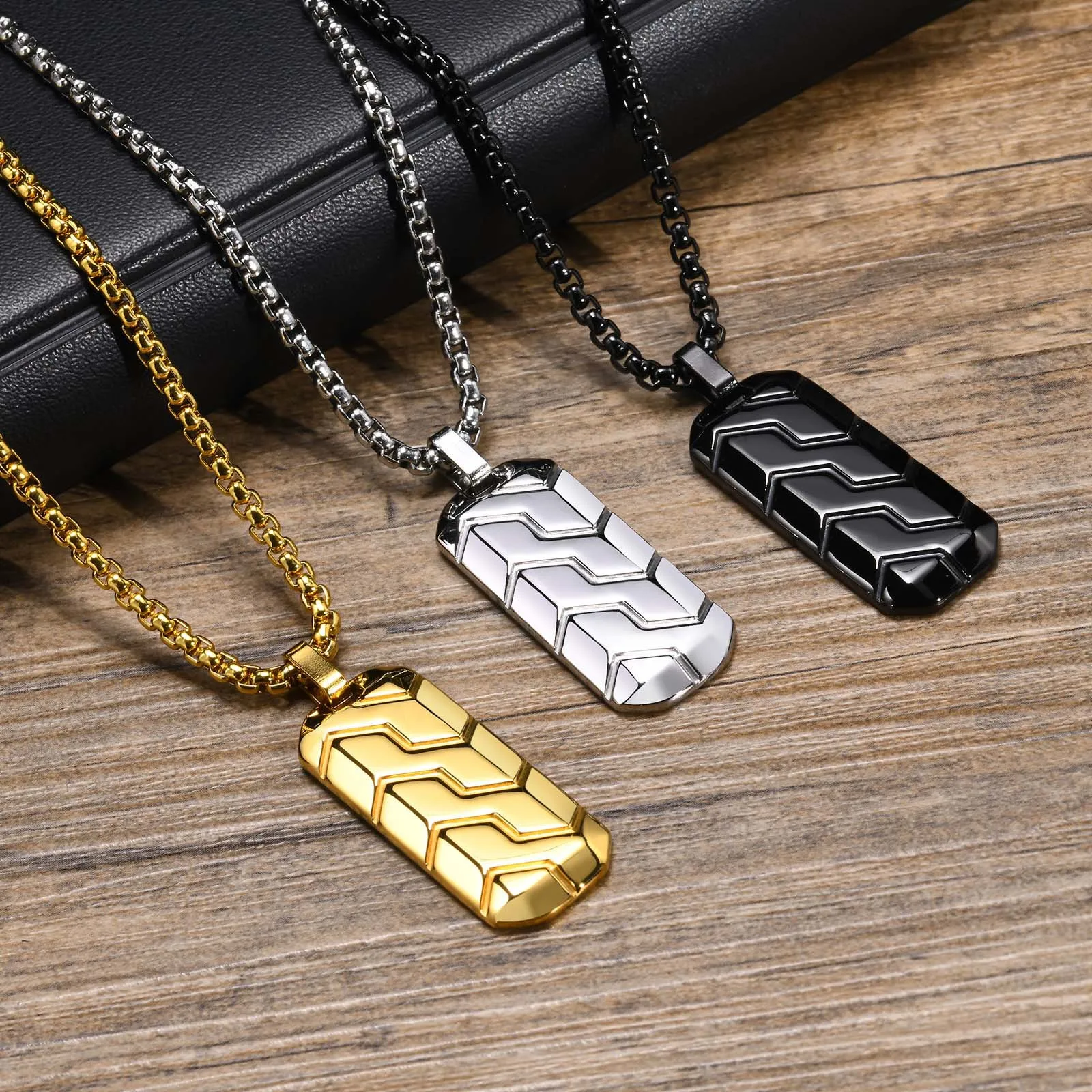 European and American Fashion Minimalist Style Personalized Stainless Steel Geometric Tire Pattern Men's Pendant Necklace