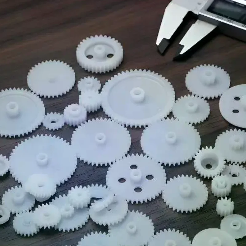 

Plastic Gear Kit 58Pcs 0.5 Module Replacement Gear Set for DIY Robot Car Assembly Model Motor Repair Kit