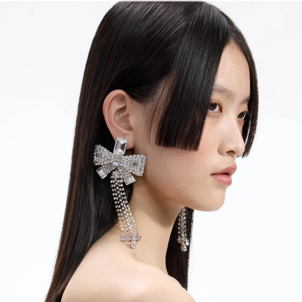 

New French-style Elegant Bow Rhinestone Tassel Long Earrings for Women