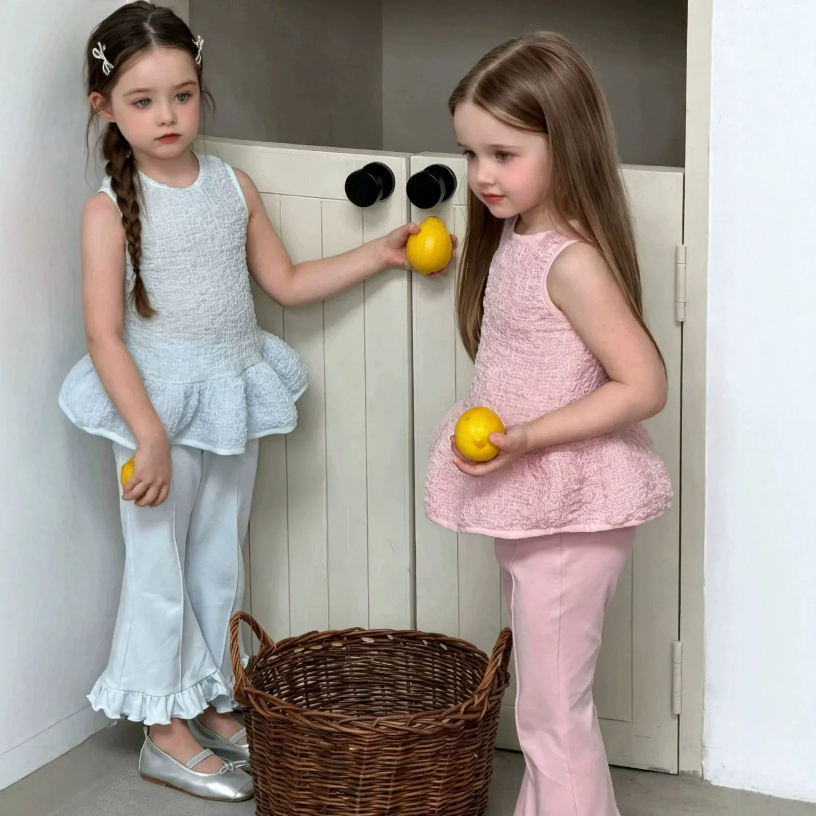 

Childrens Clothing Set with Bubble Three Dimensional Sanitary Skirt and Pants 2026 Summer Childrens Clothing New Style