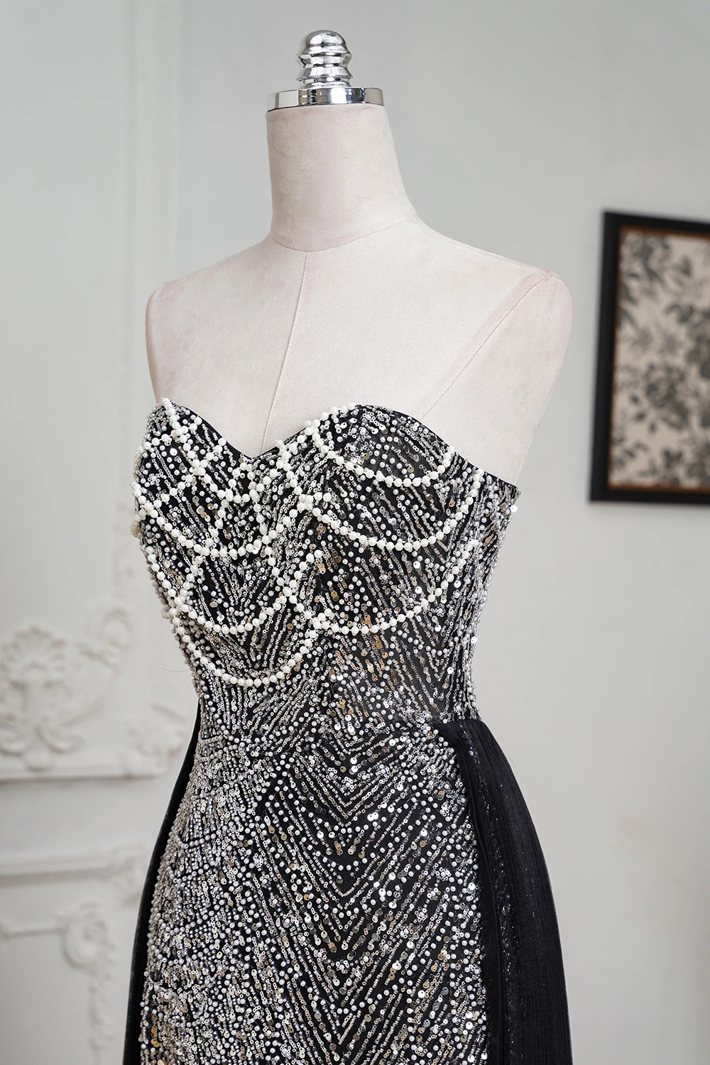 BABYONLINE فساتين سهرة مطرزة بالخرز فساتين عربية سوداء فاخرة باللؤلؤ والترتر فستان رسمي بفتحة طويلة لحفلات الزفاف CPS3200