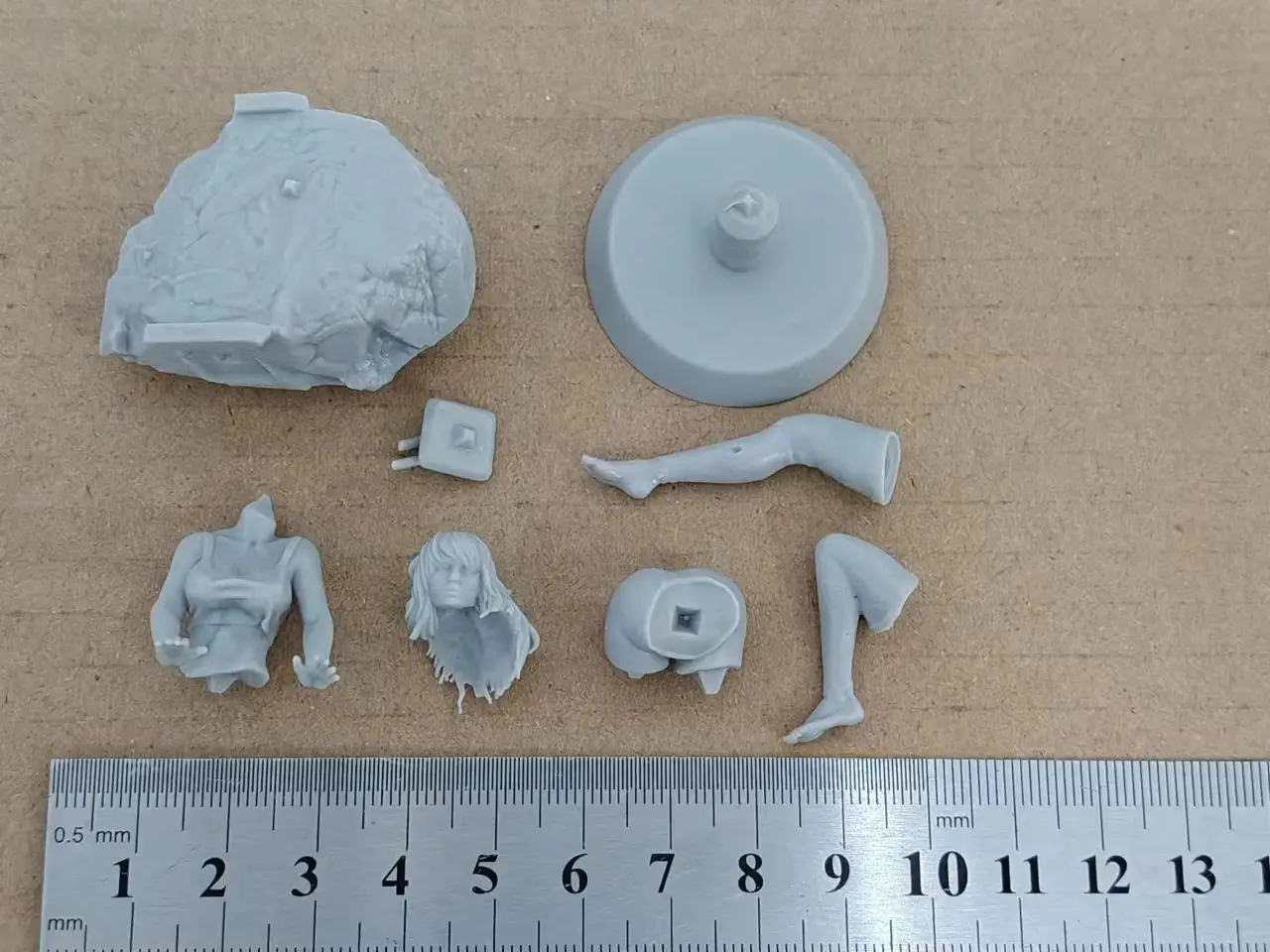 1/24 Schaal Hars beeldje Druuna Nsfw DIY Twee versies Model Kit Ongemonteerd Ongeverfd Sculptuur speelgoed