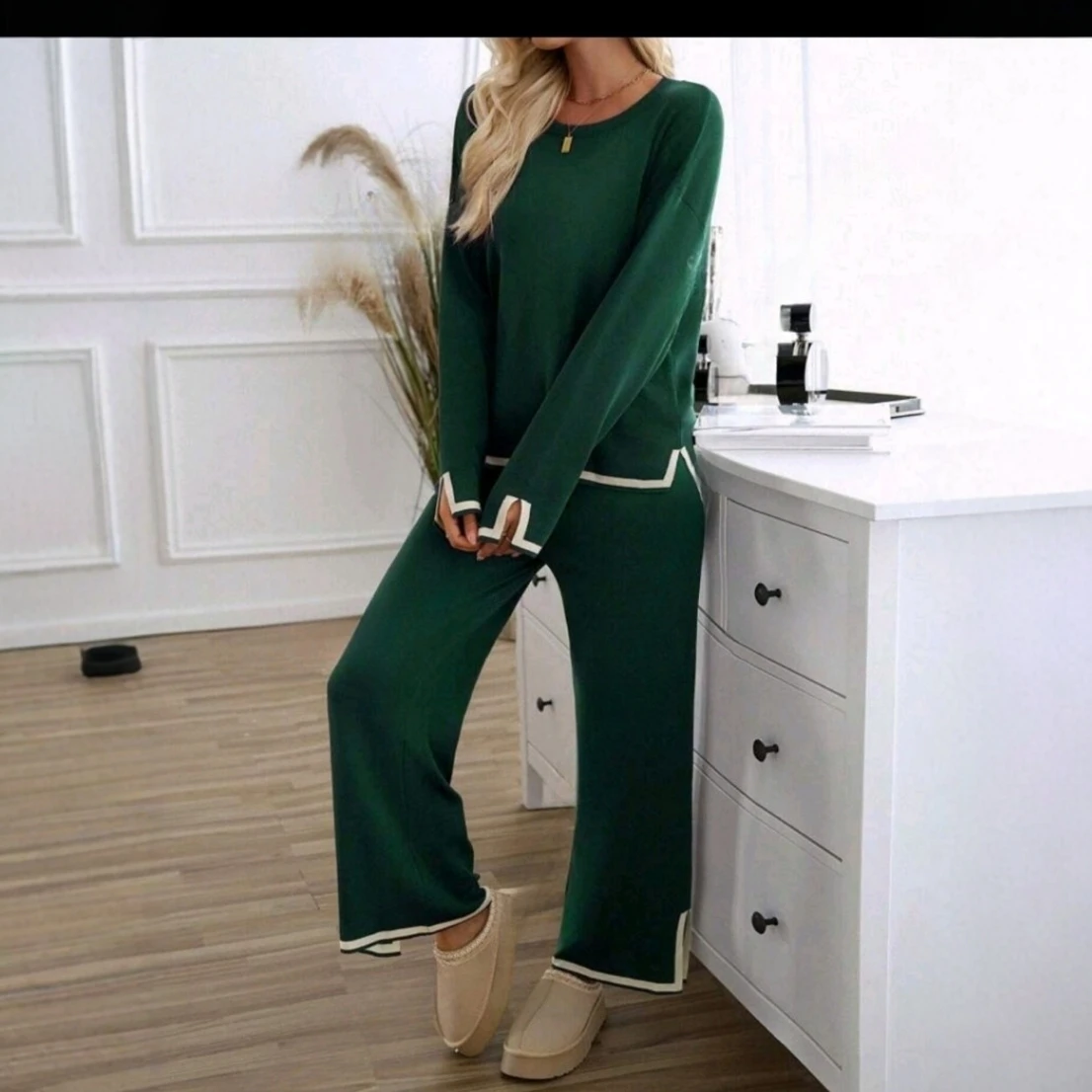 

2024 Autumn/Winter New Style Contrast Color Split Long Sleeve Knitted High Waist Slim Wide Leg Pants Two Piece Set