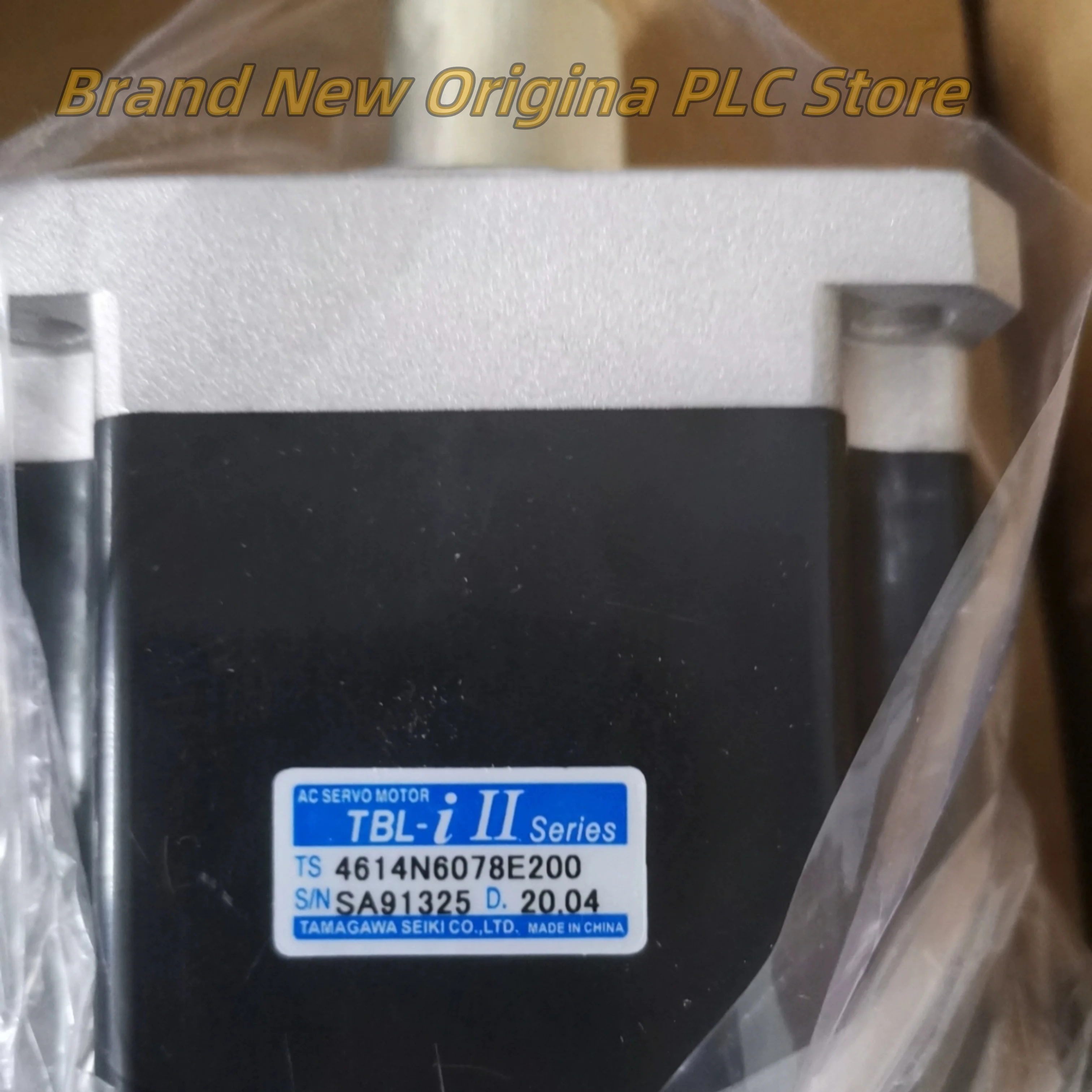 

TS4614N8380E200 TS4614N8396E200 Двигатель новый в коробке