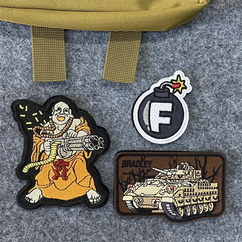 Parche bordado de tanque militar, pegatina, insignia de moral, parches de gancho y bucle para ropa, adorno para mochila - imagen 2