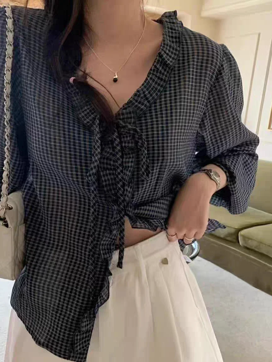 

Sweet Girl's Vintage Plaid Ruffle V-Neck Shirt Women's Spring Design Thin Sweet Temperament Small Shirt French Style Loose Fit