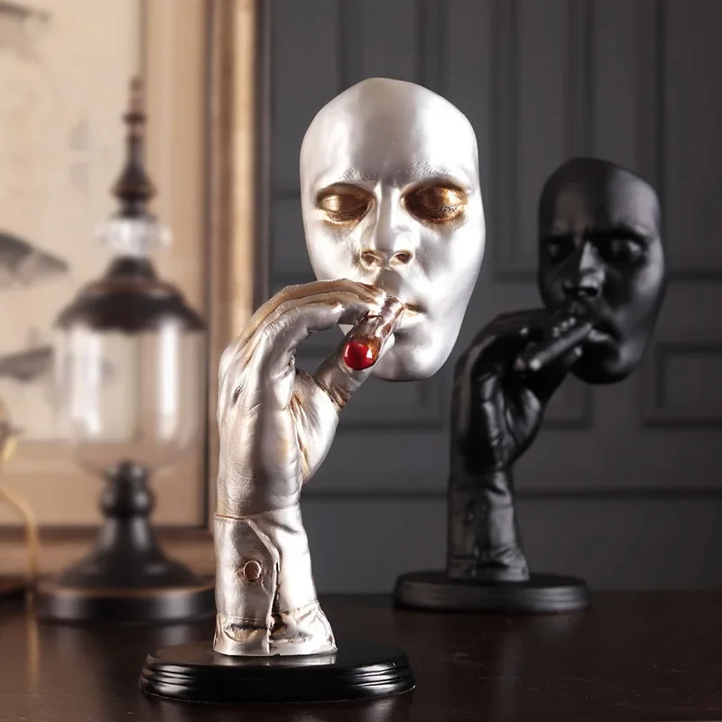 

Creative Smoking Cigar Face Statue Character Resin Figurine Artwork Bar Retro Abstract Sculpture Home Decoration Gifts