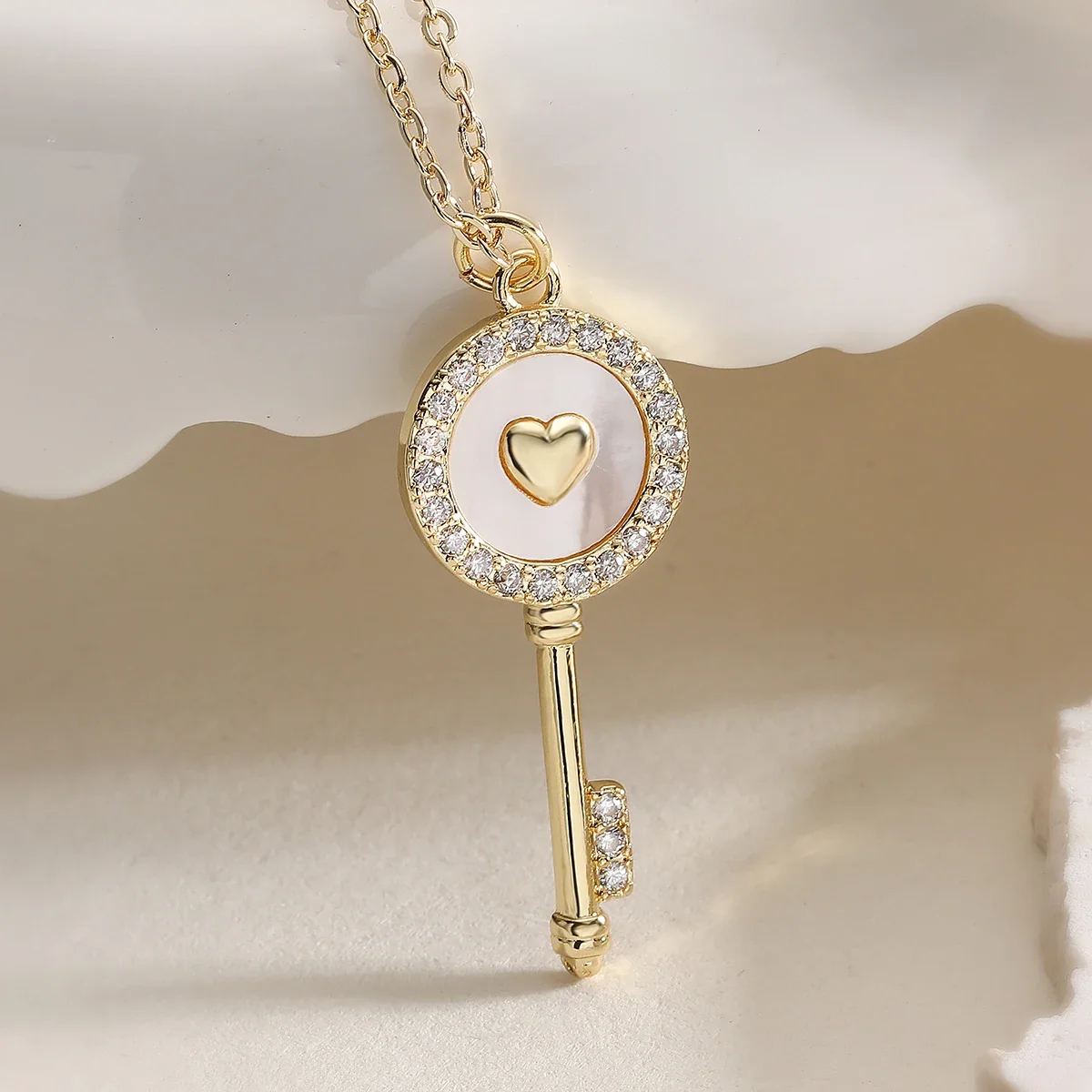 Exquisite Brass Gold Plated Shell Sun Key Necklace Zircon Inlaid Mother Of Pearl Pendant Minimalist Women Daily Jewelry