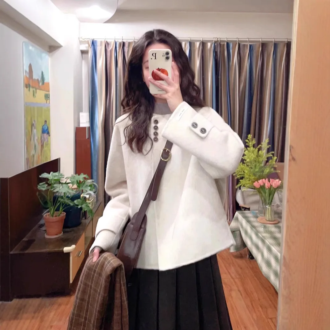 

Жакет из твида кремово-бежевый женский летний на шнуровке с пряжкой бесшовный мягкий эластичный для фитнеса, тренировок и спорта