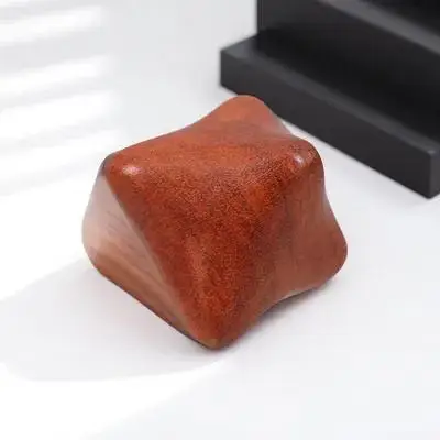 

Компактный деревянный шестиугольный шарик для здоровья рук, многофункциональный массажер для домашнего офиса, путешествий, деревянный массажный ролик