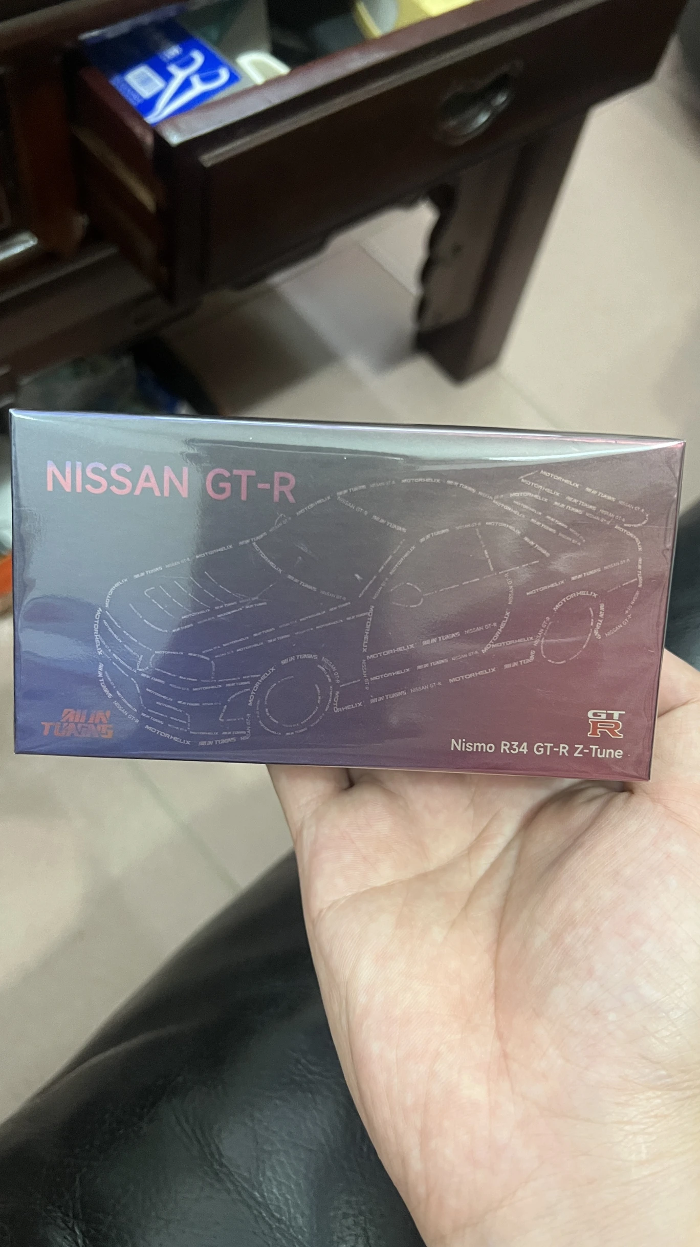 Motorhelix MH 1:64 nissan skyline gtr  R34 z-tune R35 nismo midnight purple III 2024 all in tuning diecast alloy car model