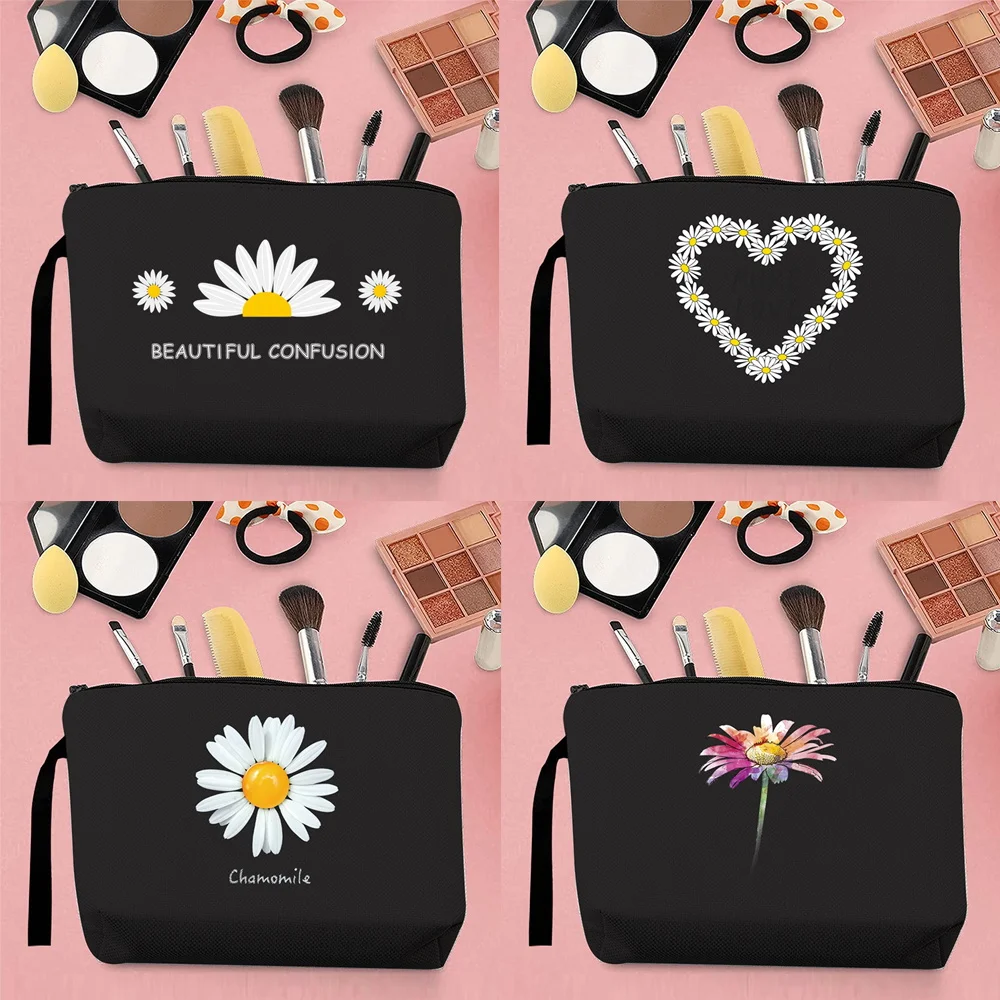 

2026 Hot Sale Woman Bag Cosmetic Bag Classic Daisy Pattern Print Cosmetics Outdoor Commuter Travel Canvas Black Storage Clutch