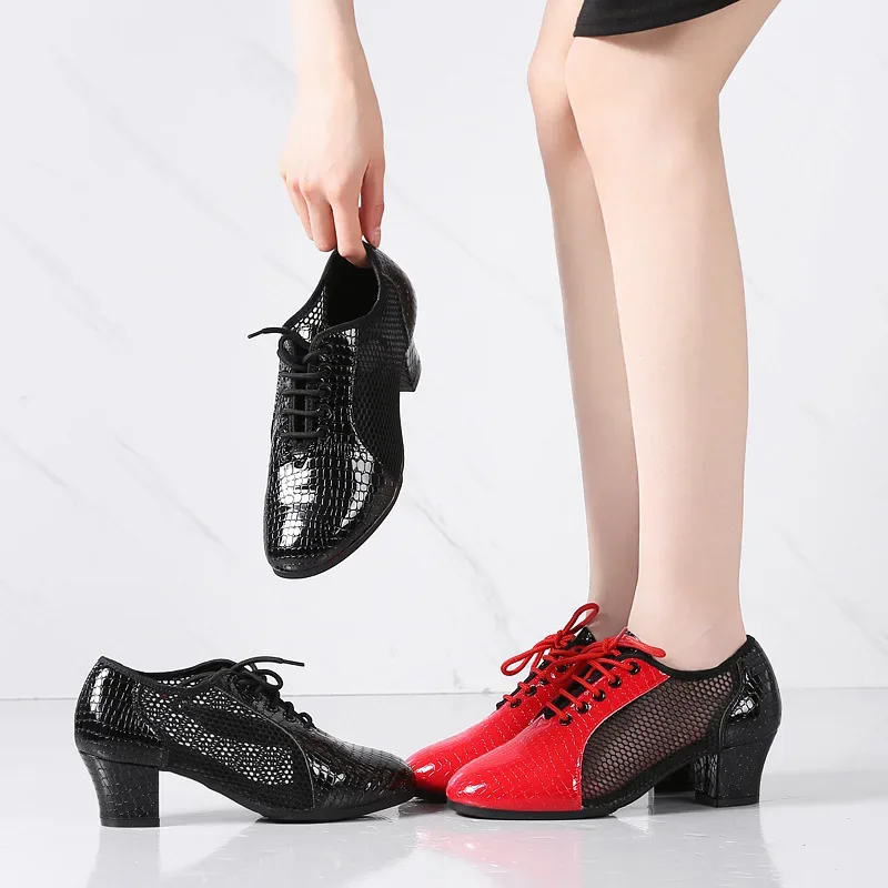 Women Red Black Latin Dance Shoes Outdoor Jazz Ballroom Salsa Dancing Shoes Teacher Training Modern Tango Dance Sneakers Female