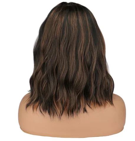 Wig keriting coklat pendek untuk wanita, Wig gelombang tampilan alami gelombang keriting lembut nyaman