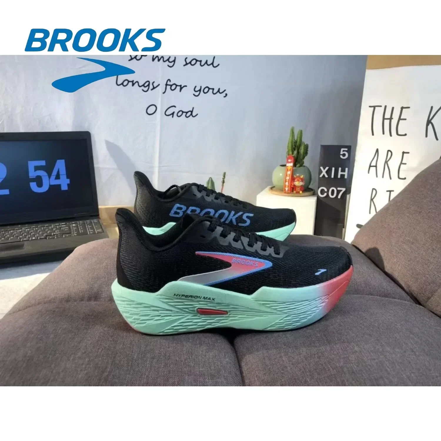 

Мужские кроссовки Brooks Hyperion 2, нейтральные для навигации Challenging Terrain — надежная ручка и комфорт