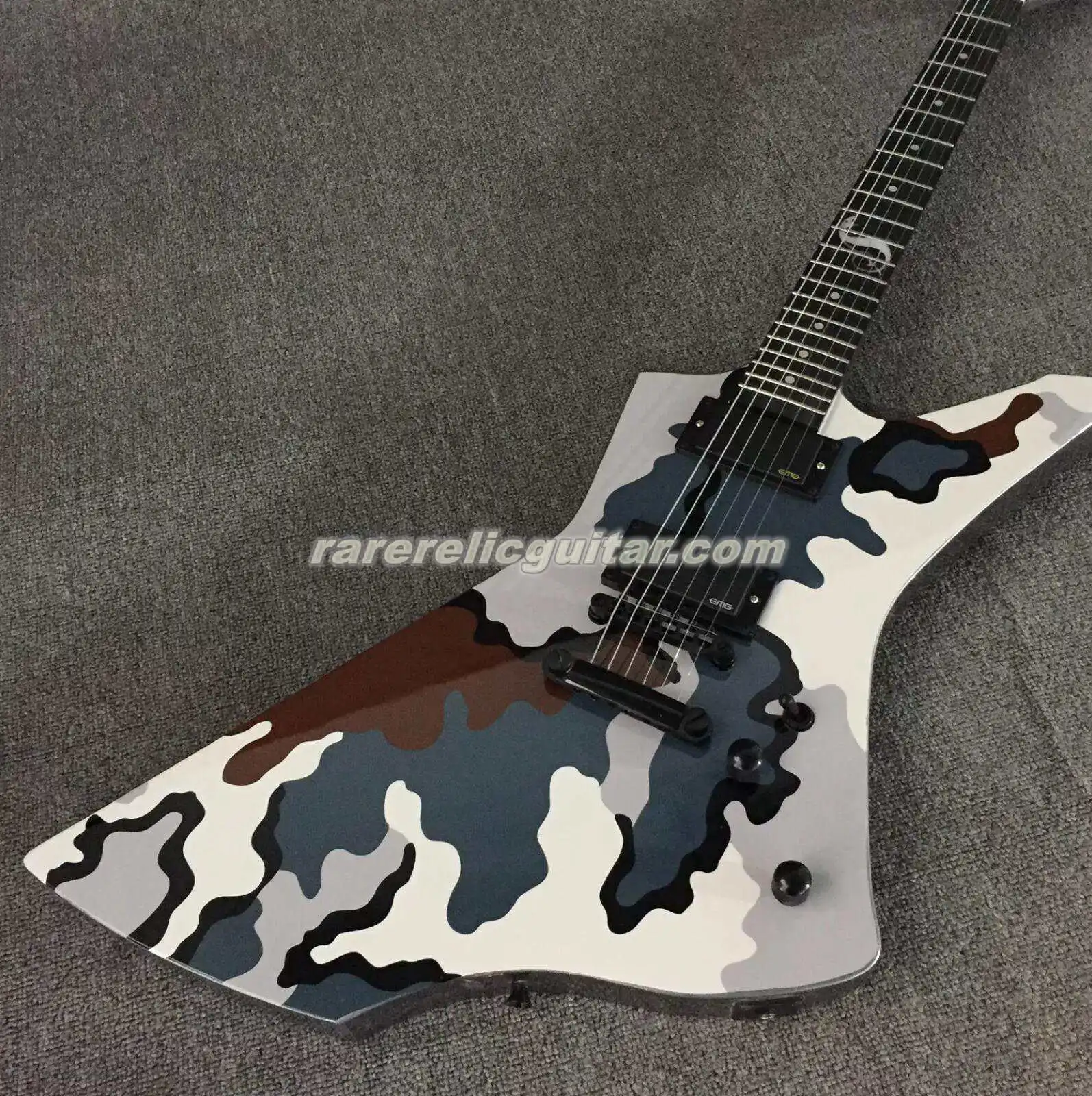 

In Stock Snake Byte Hetfield Camo Electric Guitar 9V Battery Box China Active EMG Pickups Black Hardware