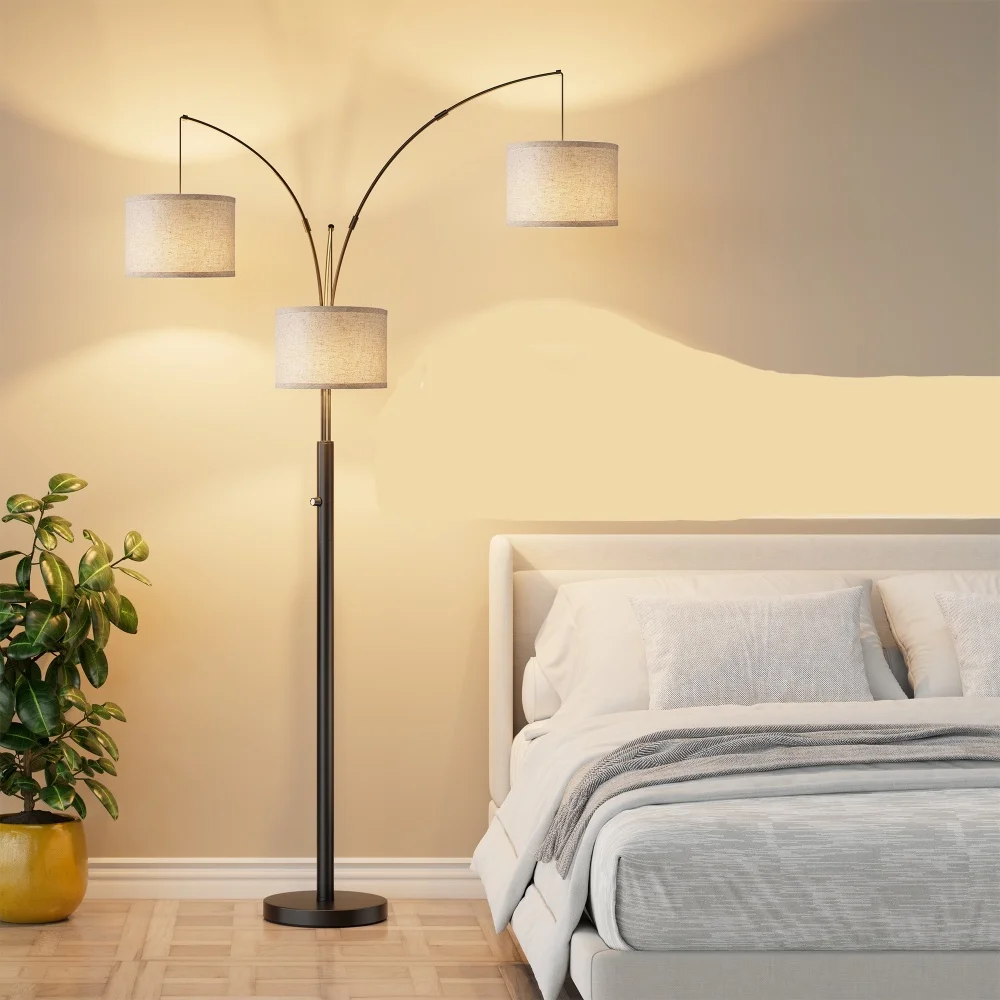 Three-color temperature dimmable three-head floor lamp, full of atmosphere, warm lighting for living room and bedroom at home