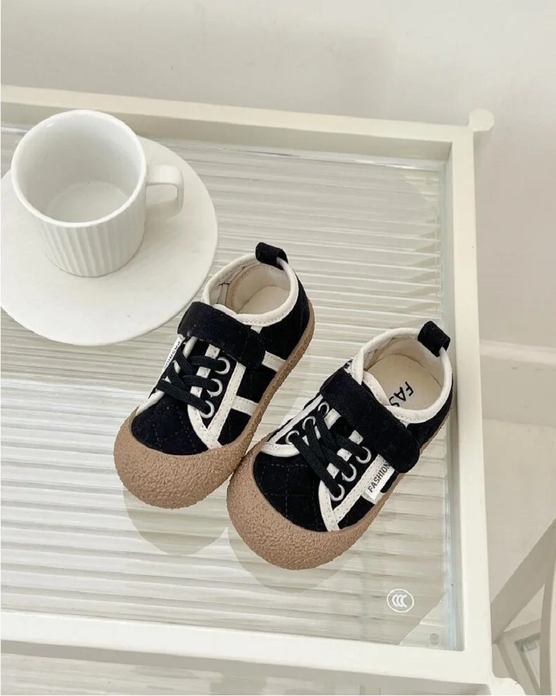 

Children's Shoes 2024 Autumn New Boys' Girls' Lingge Canvas Shoes Korean Edition Baby Soft Sole Anti Kick Casual Cloth Shoes