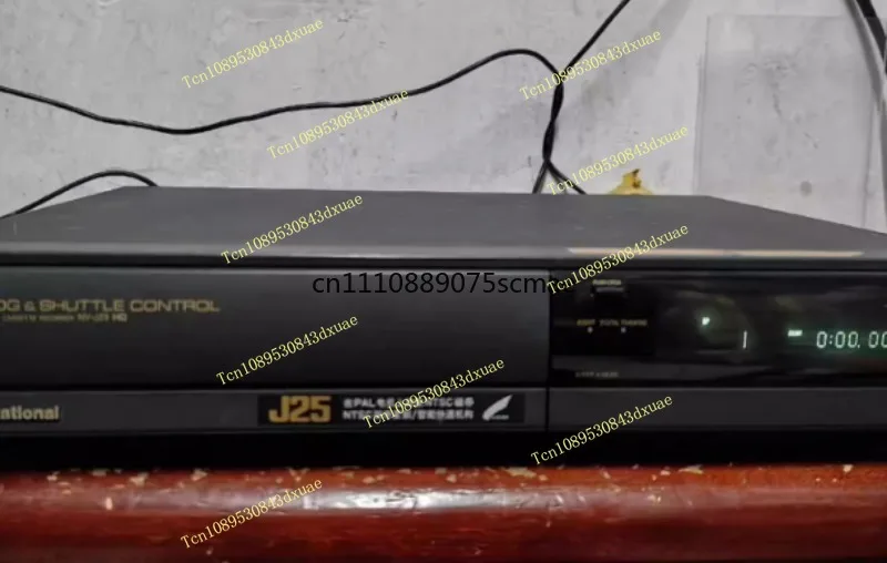 VHS VCR Player and Video Converter, Transfer Home Movies To DVD or Digital File Via USB, Compatible with TV, Preserve Old Video