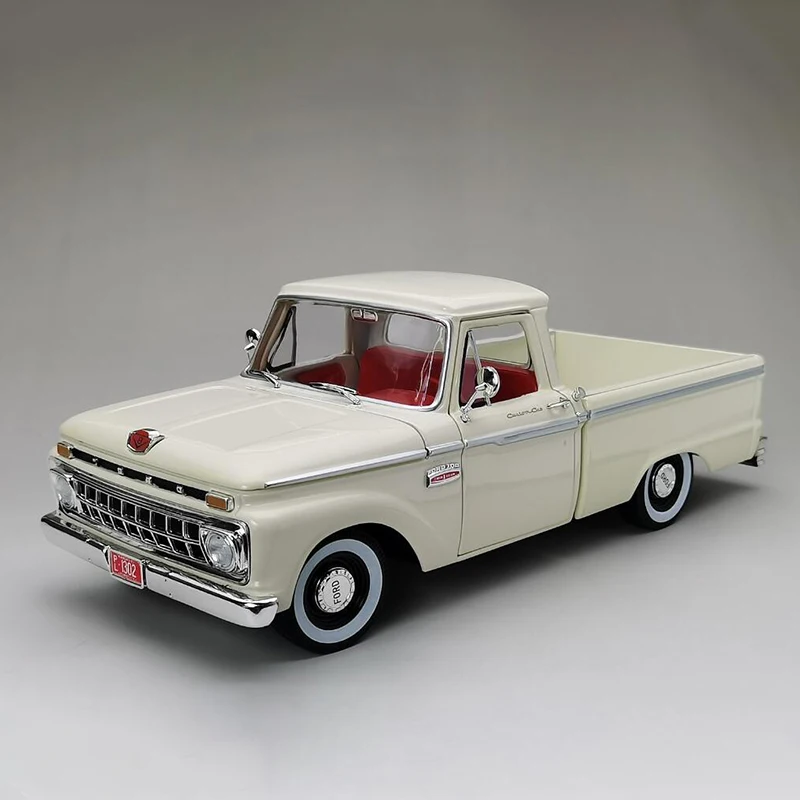 1:18 Scale Pickup Retro Car Model Metal Diecast Alloy Toys 1965 Classic F-100 Vintage Vehicle Collection Display Gifts Fans