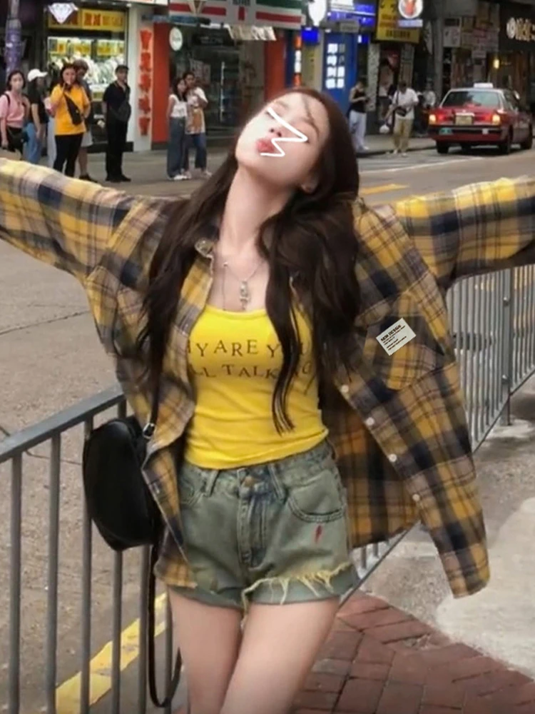 Retro Hong Kong Sle Long Sve Plaid Irt Women's Summer Thin Design Sensation Small Cro Sunscreen Irt Coat