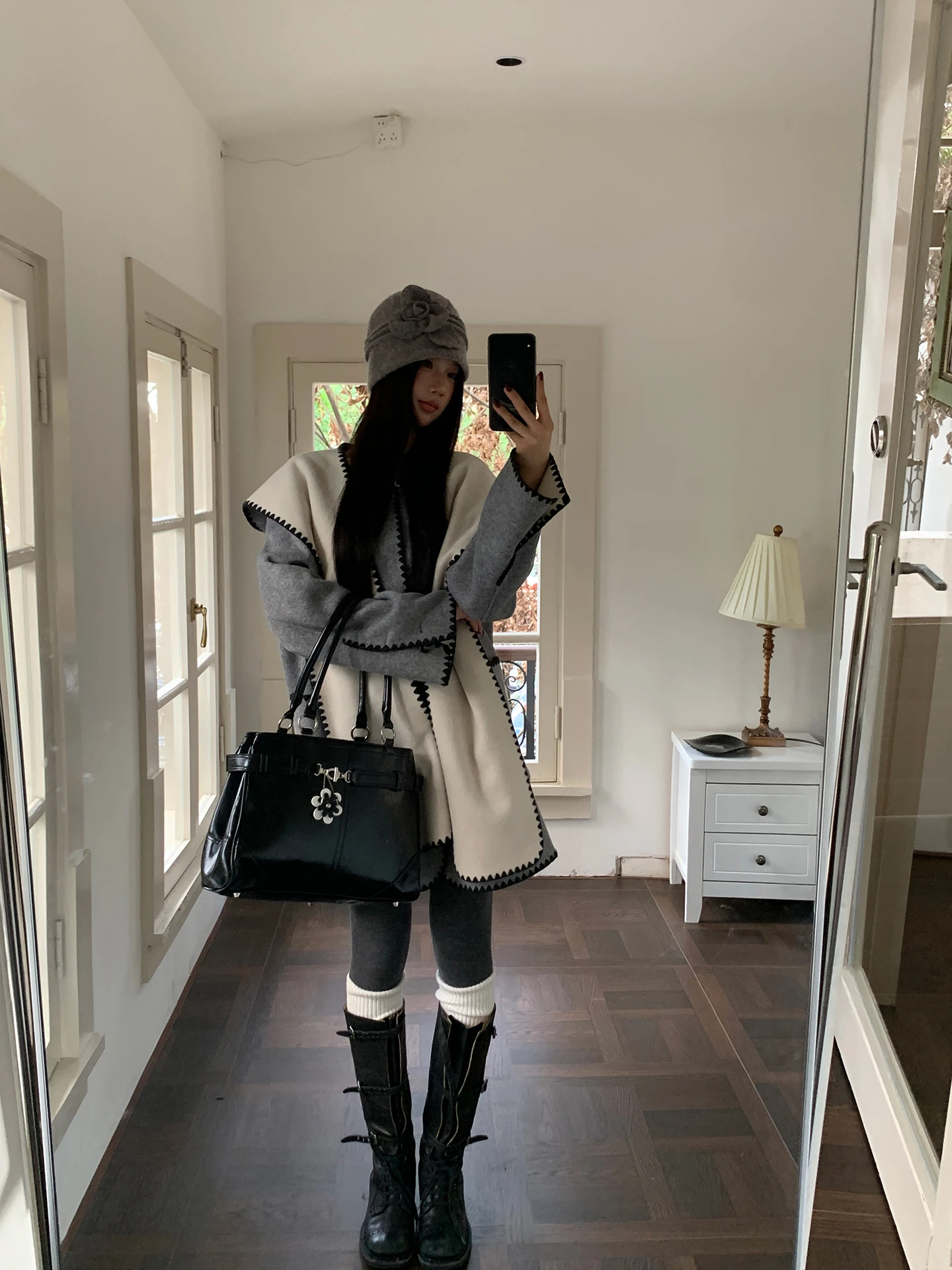 معطف صوف رمادي نسائي بتصميم شتوي جديد لعام 2025، ملابس خارجية من الموهير ذات طابع فريد، أزياء المشاهير الحمراء