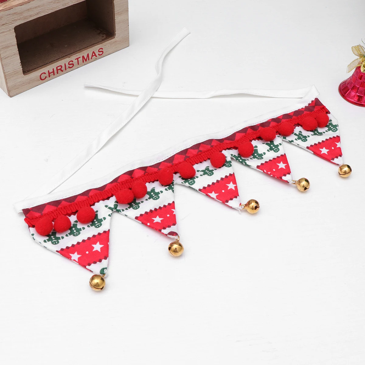 

Bell Scarf Cats Name Tags Collar Pet Dog Jingle Outfits for Male Triangle Girl Vacation