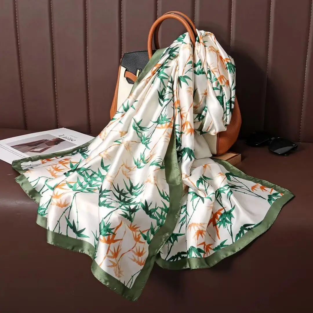 

1 pcs 90X180 retro Chinese-style green animal, crane and flower long scarf, paired with an air-conditioned shawl for women