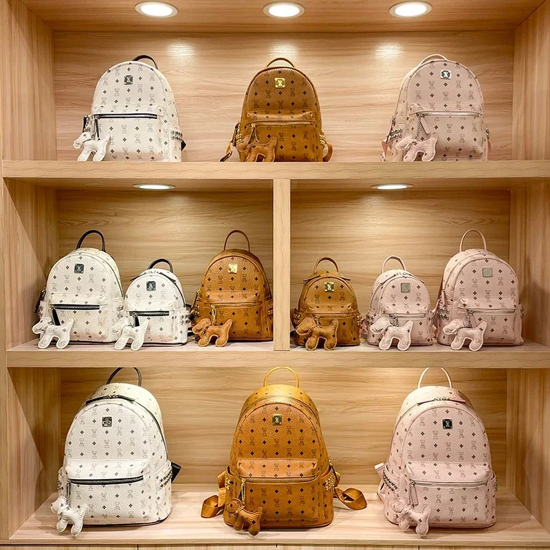 Sac à dos en cuir 2025, nouvelle mode printemps et été, design sense niche, sac à dos léger de voyage