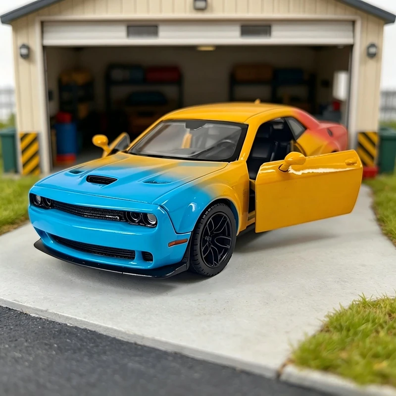 1:24 Simulation Dodge Challenger SRT Hellcat Wide Body Custom Edition Alloy Car Model doors on both sides that can be opened